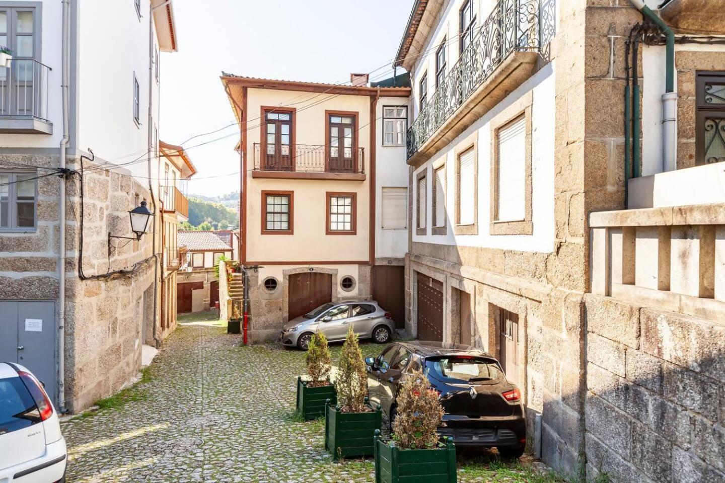 Casa Da Avo Zilda Guimaraes